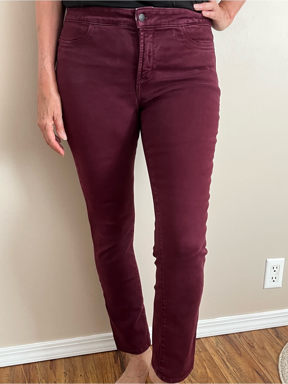 NYDJ Slim Stretch Jeans in Bordeaux